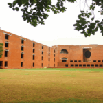 Top 25 Best MBA Finance Colleges in India