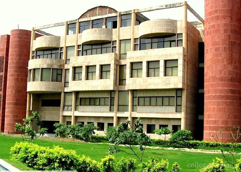 Best Engineering Colleges in Noida